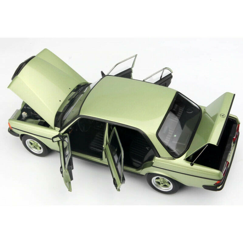Mercedes-Benz 200 AMG 1984 - Silvergreen metallic 1:18 Norev 183795
