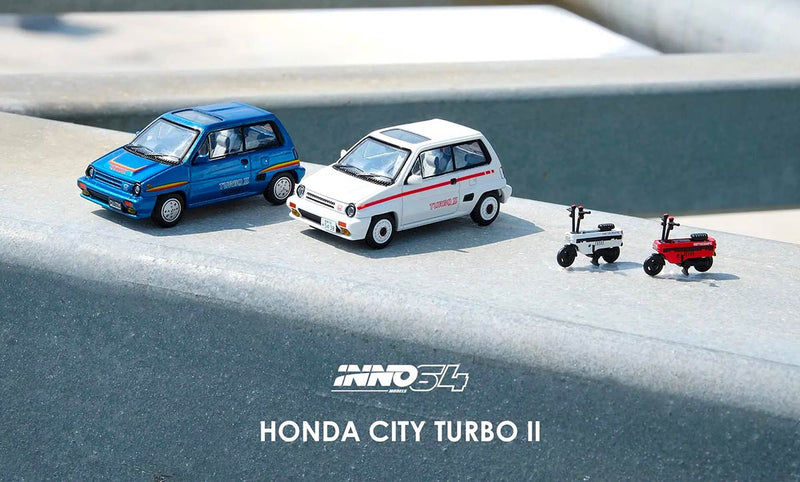 INNO 1:64 HONDA CITY TURBO II + moto
