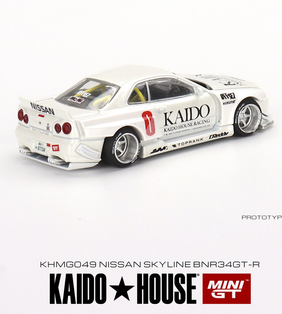 1/64 Nissan Skyline GT-R (R34) Kaido Works V2 MiniGT